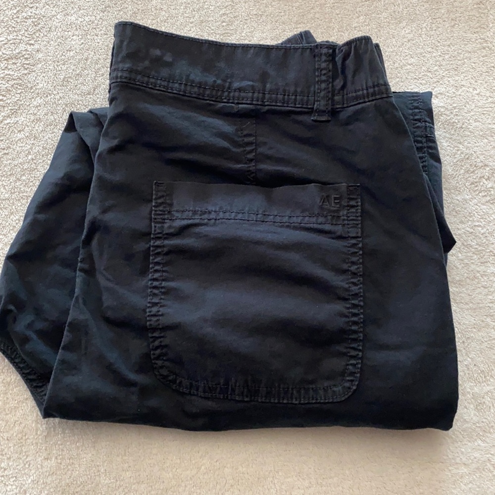 American Eagle black cargo capris size 14 short - Picture 1 of 9